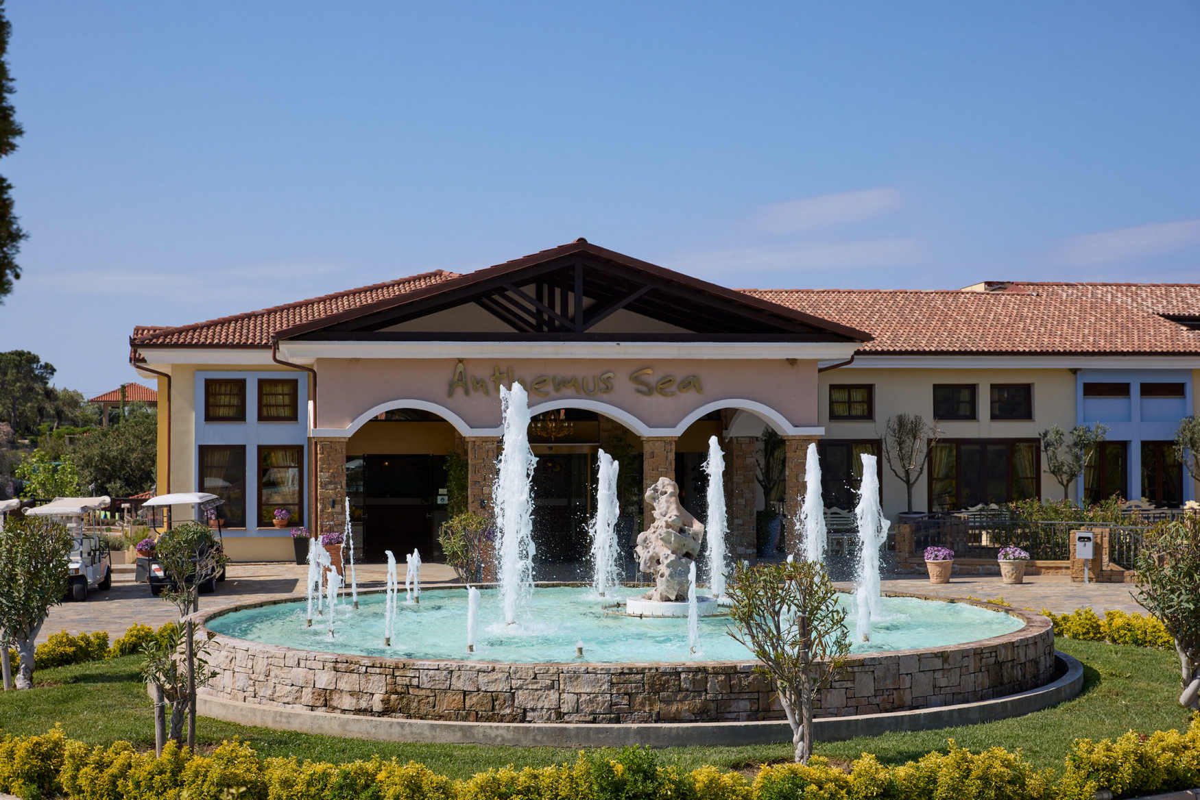 Anthemus Sea Beach Hotel and Spa