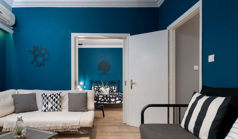 Apartment at the foothills of Acropolis