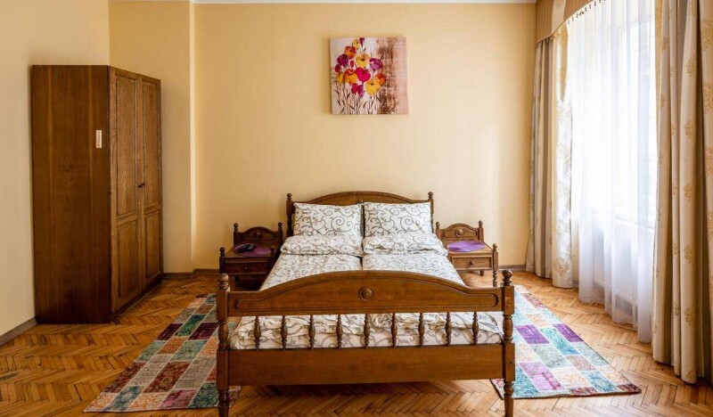 Apartment On Yana Zhizhky