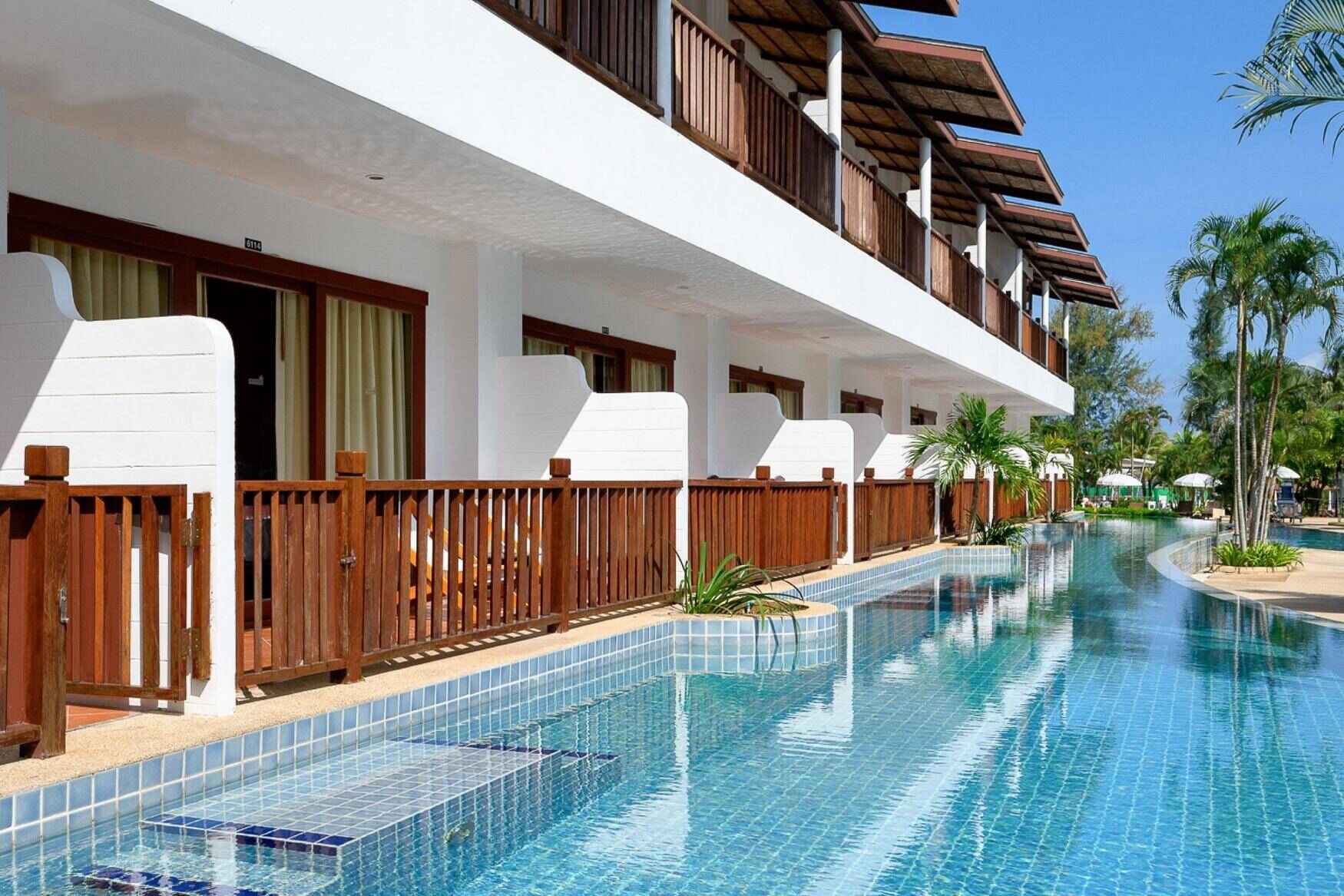 Arinara Beach Resort Phuket фото 1
