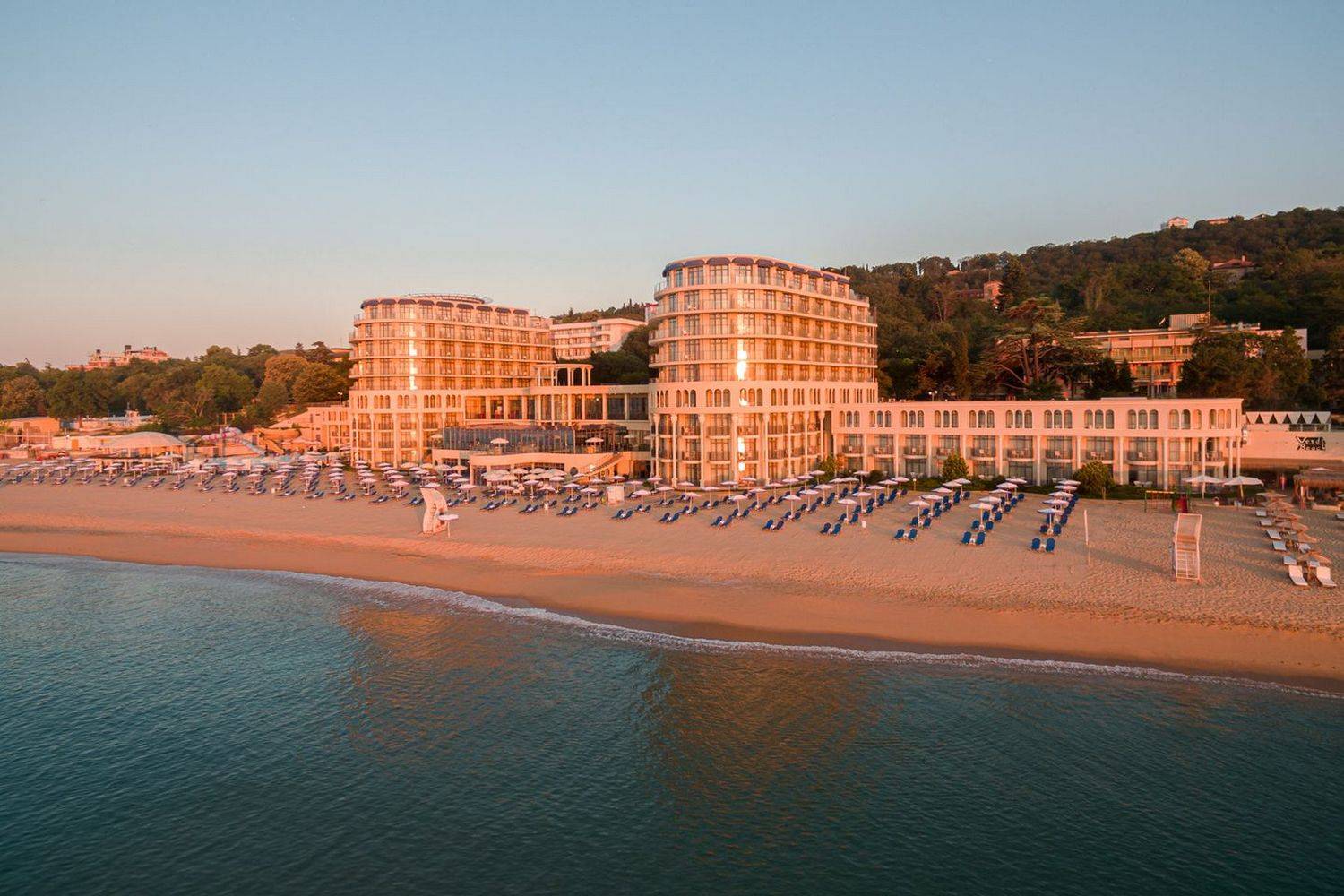 Azalia Hotel Balneo & SPA фото 1