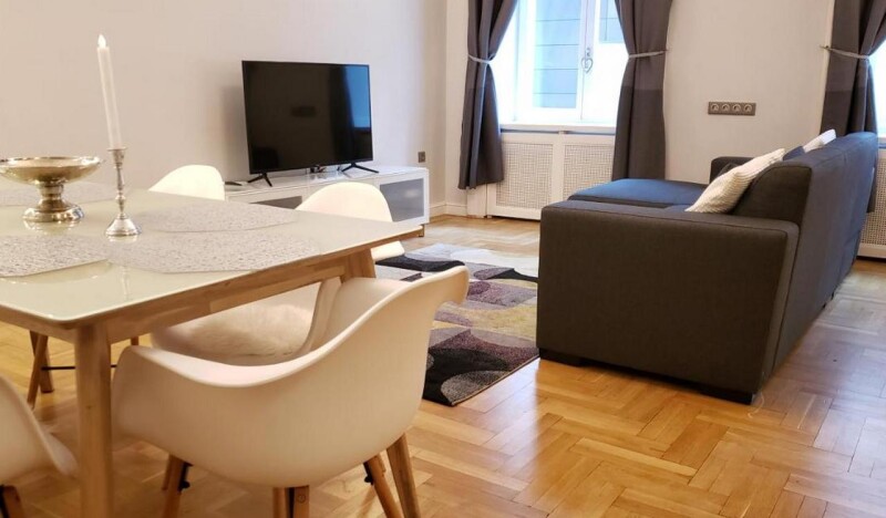 Supreme City Center Apartment