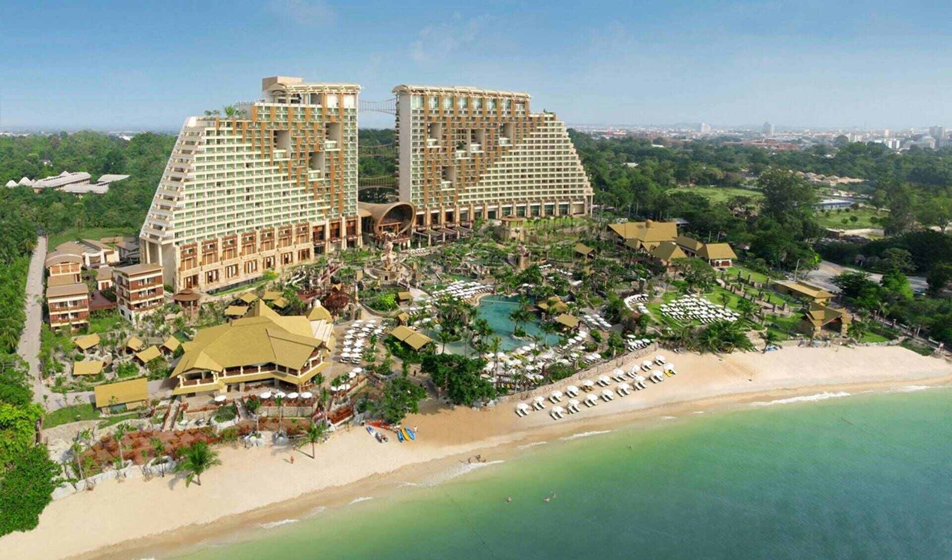 Centara Grand Mirage Beach Resort Pattaya