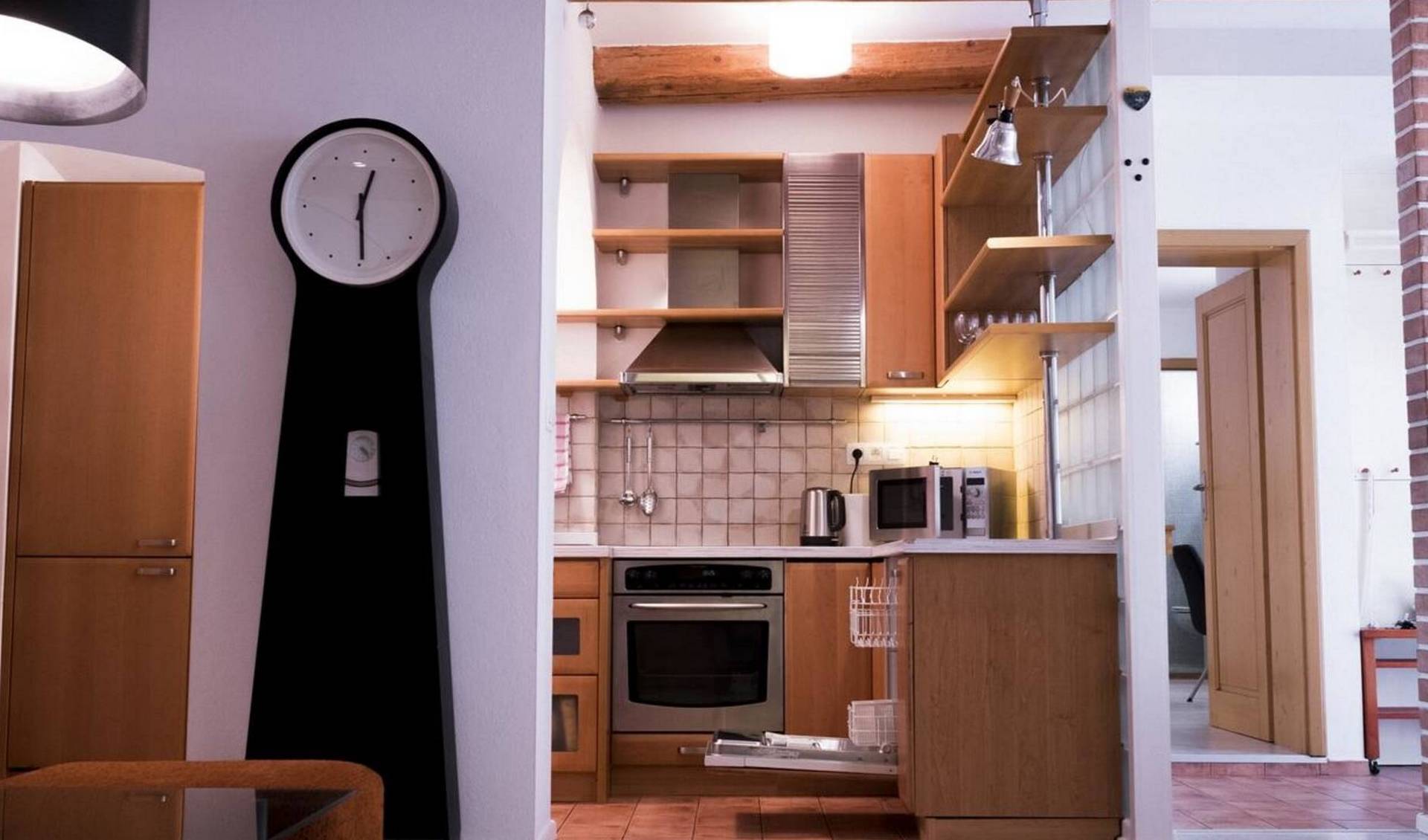 Columbo Apartment
