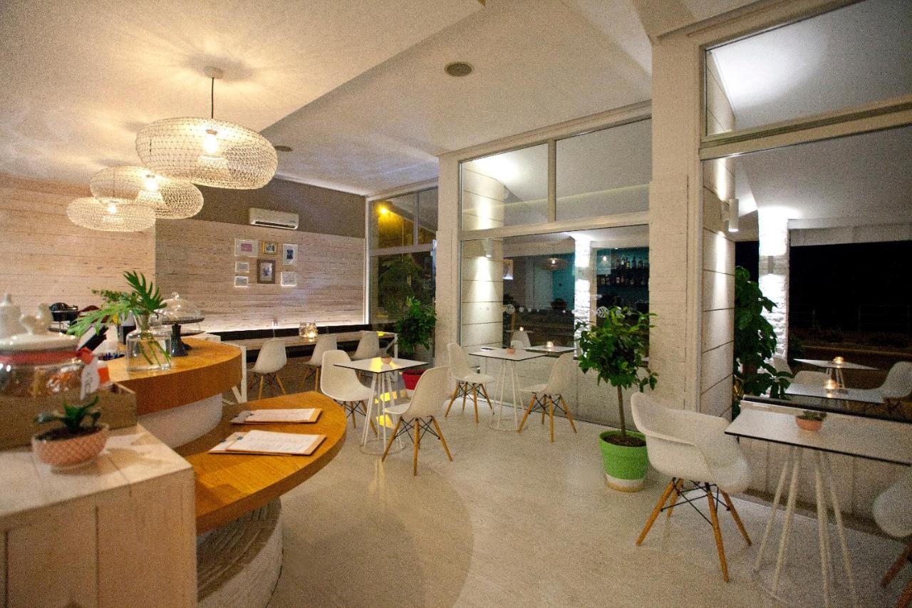 Costantiana Beach Hotel Apartments фото 1