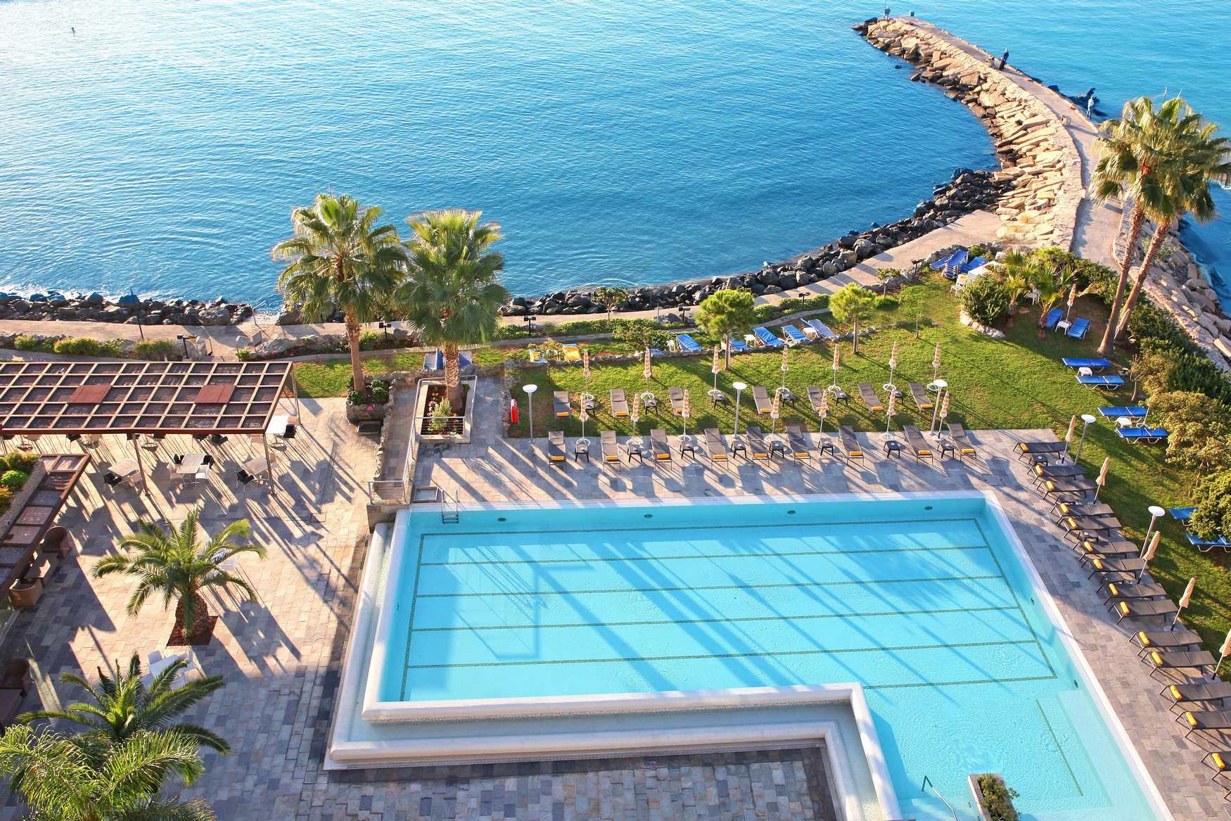Crowne Plaza Limassol