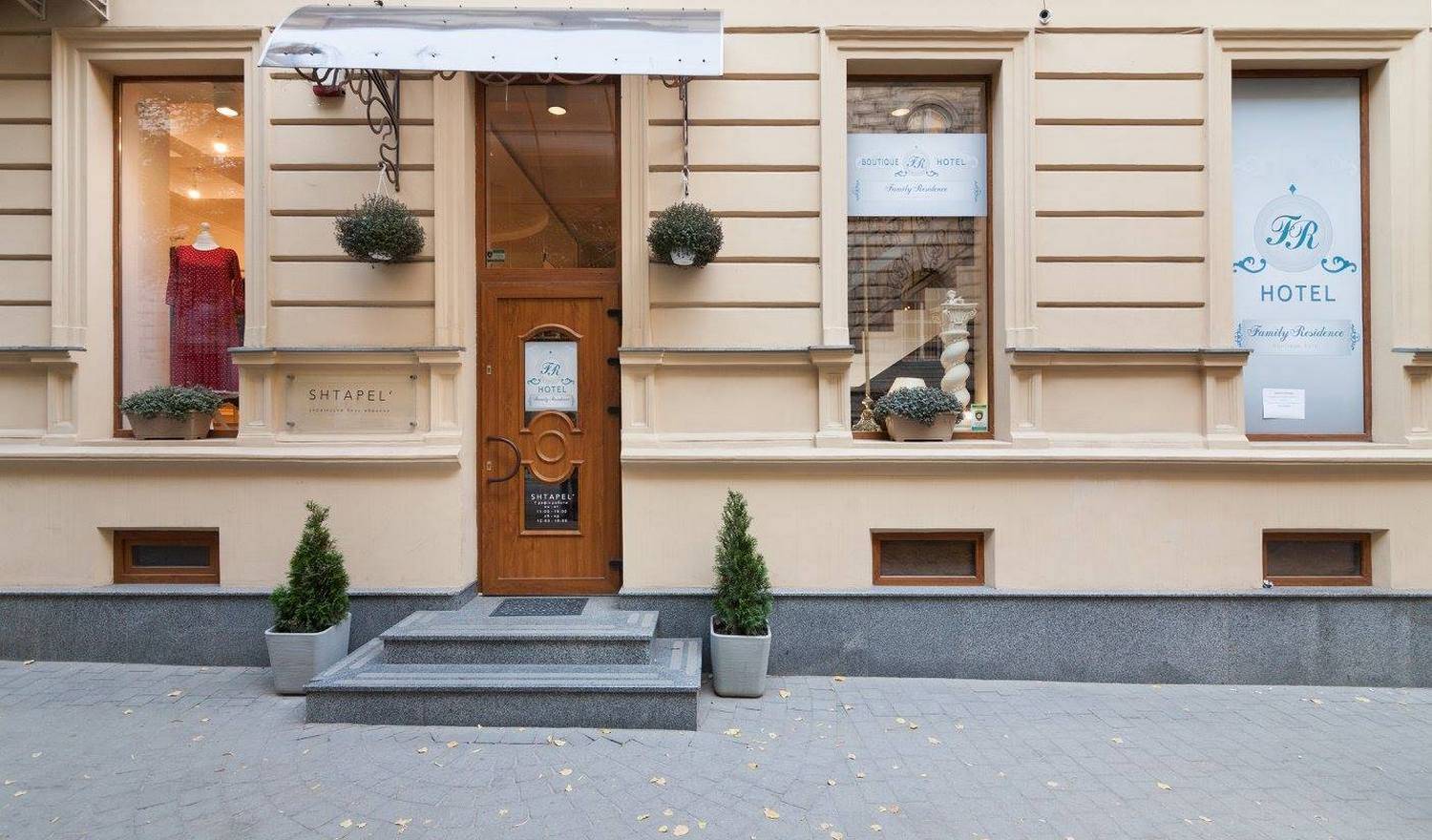 Family Residence Boutique Hotel фото 1