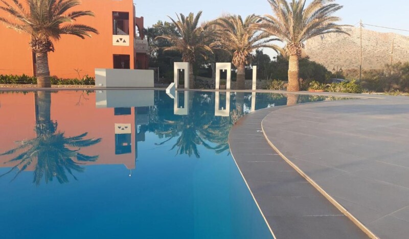 Georgia Vicky Studios & Apartments