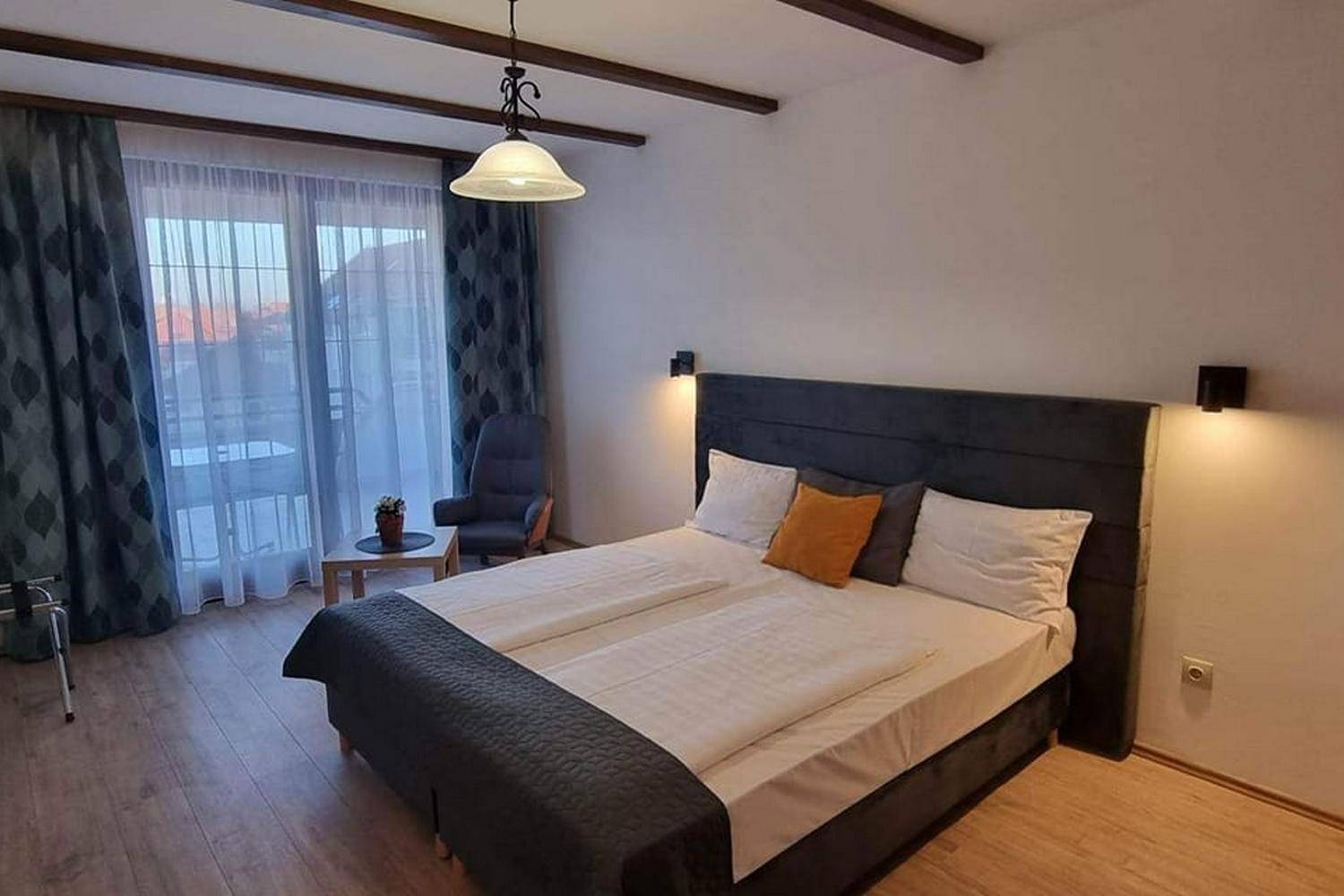 Hotel Bacchus Keszthely фото 1