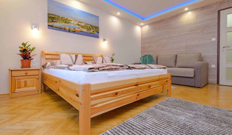 ILLÉS Apartmanok II