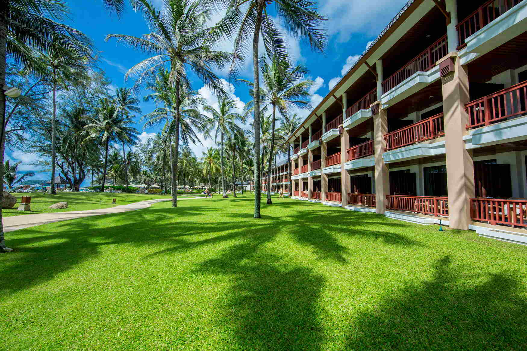 Katathani Phuket Beach Resort фото 1