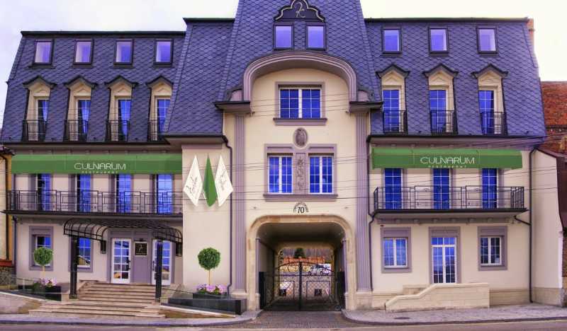 Кавальер Бутик Отель