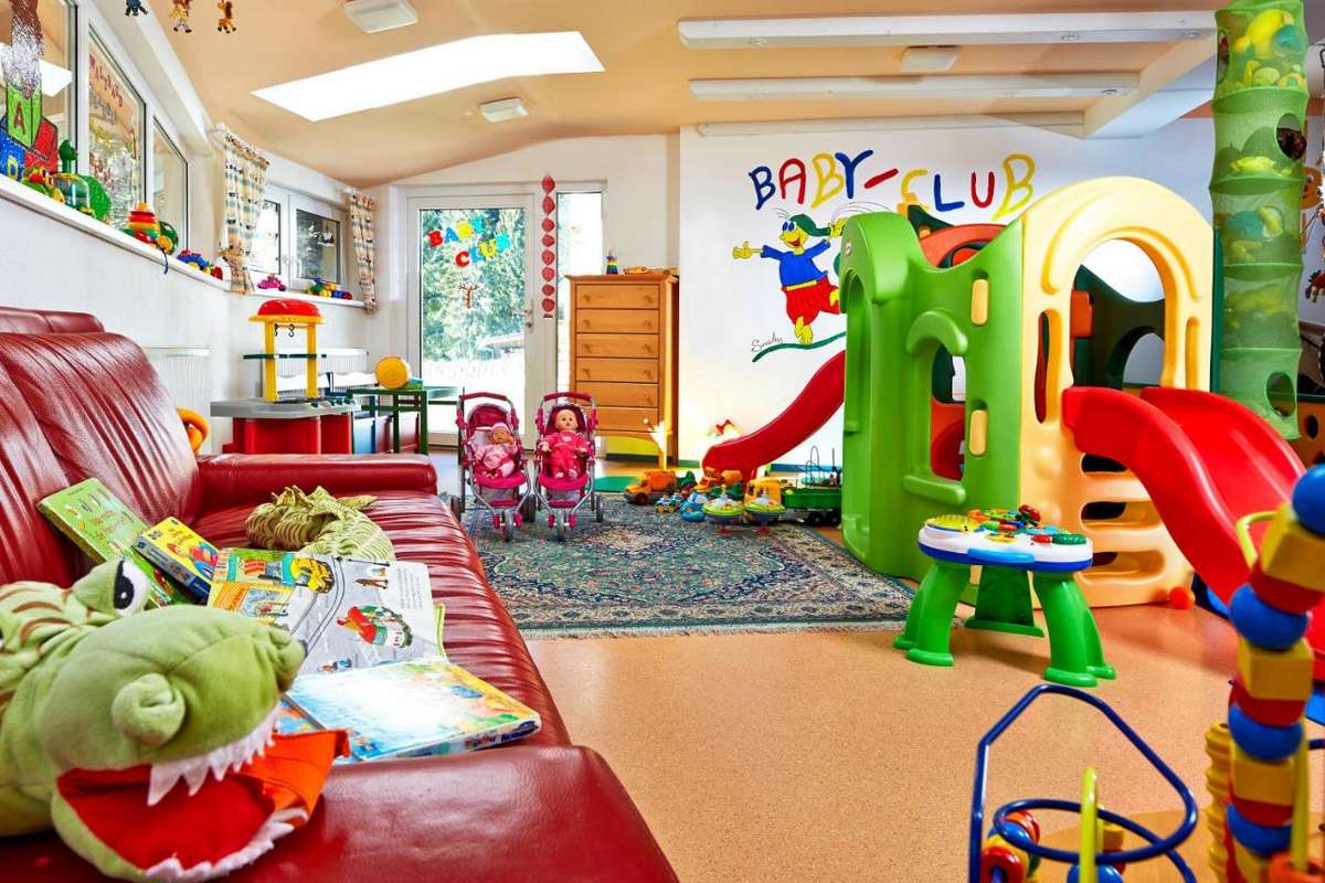Habachklause Baby- und Kinderhotel Bauernhof Resort фото 1