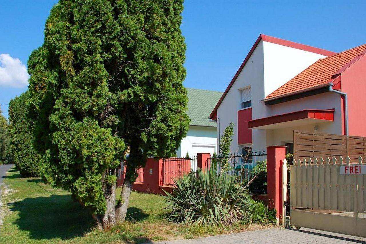Laci Apartman
