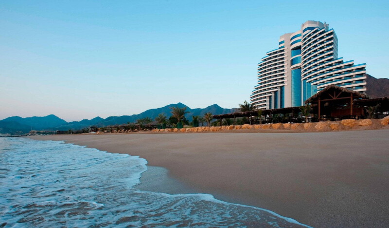 Le Meridien Al Aqah Beach Resort