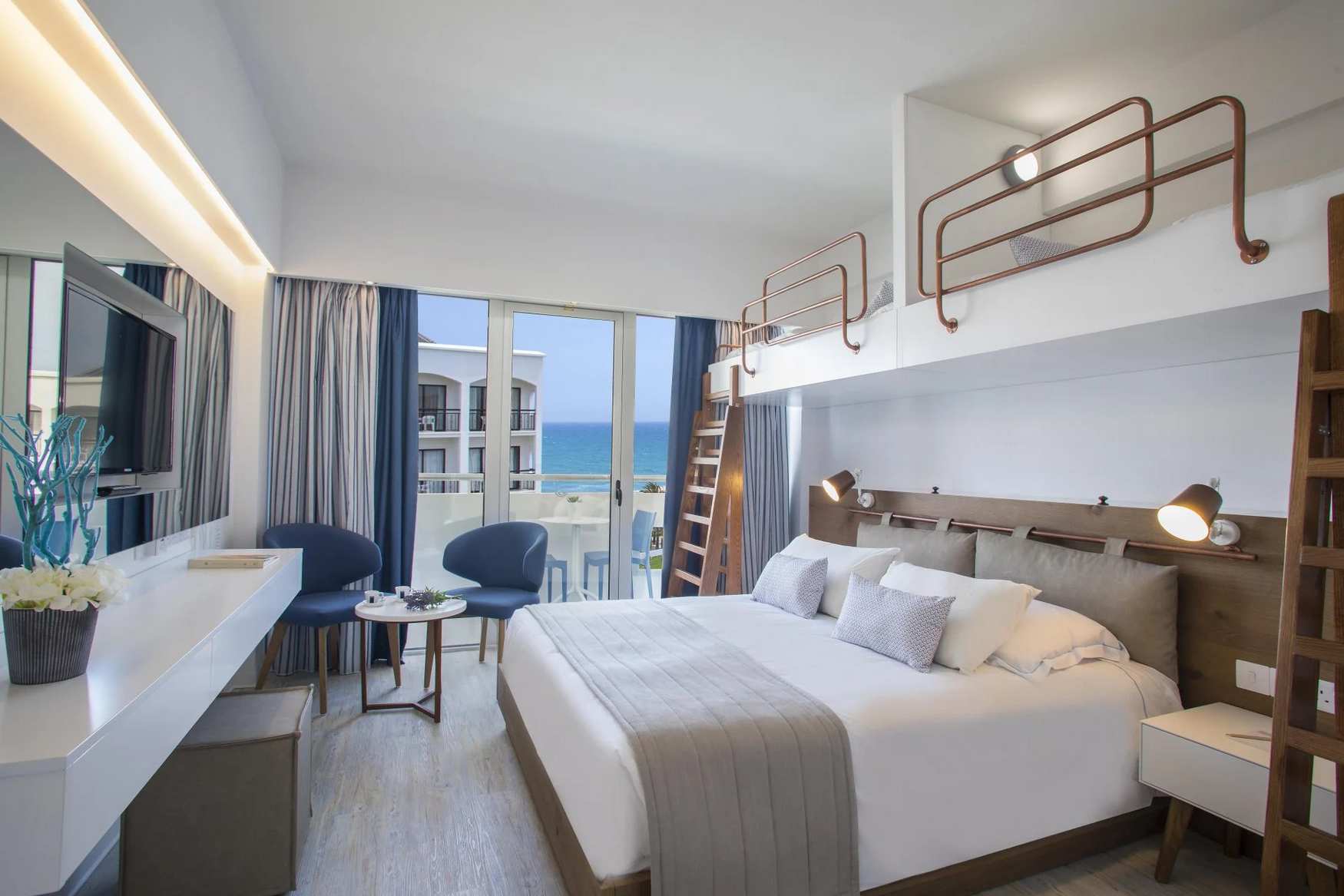 Lordos Beach Hotel фото 1
