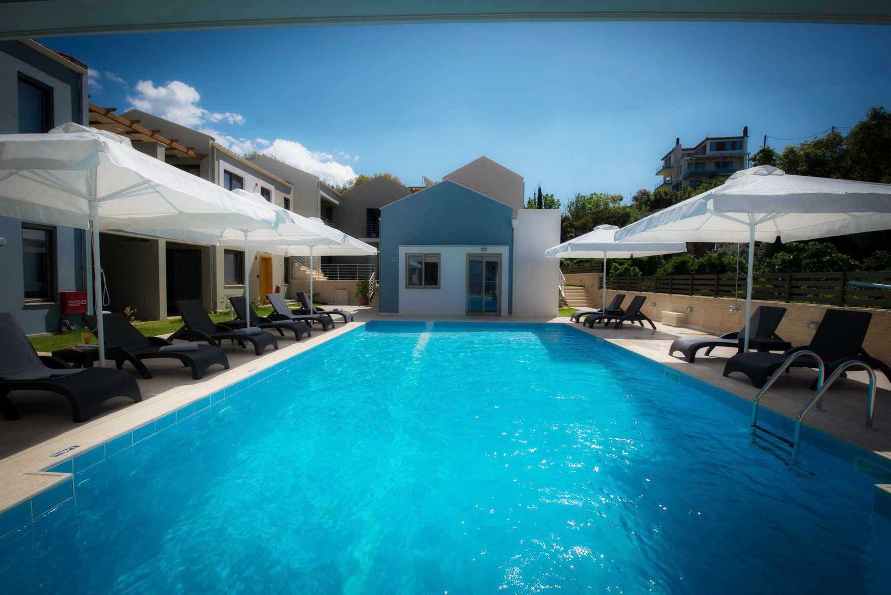 Mantinia Bay Hotel