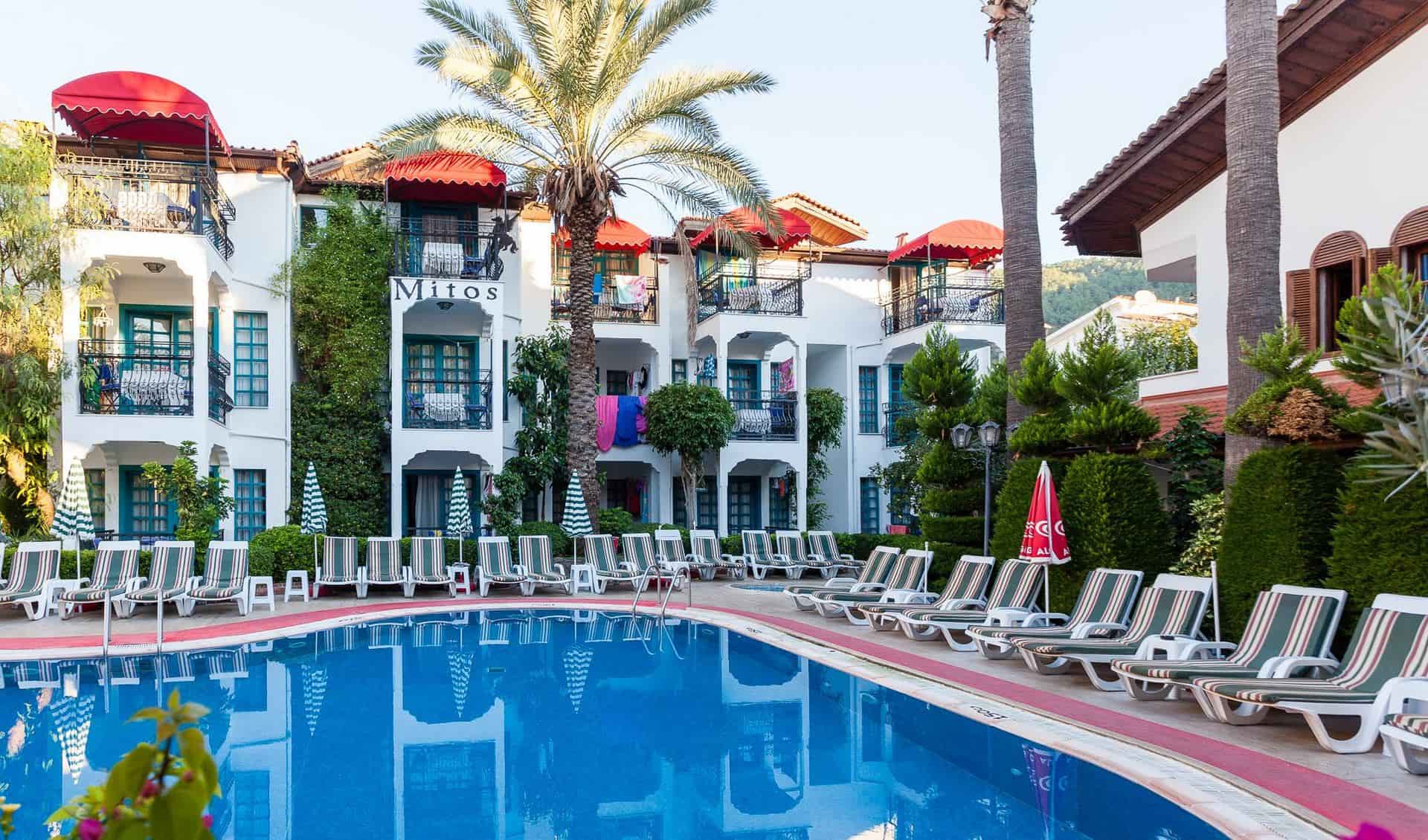 Mitos Apartments