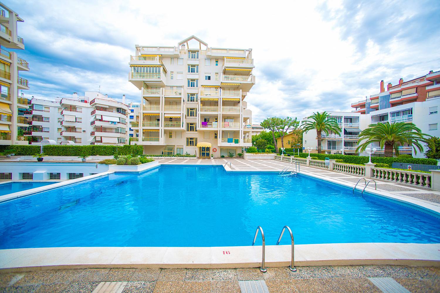 Ona Suites фото 1