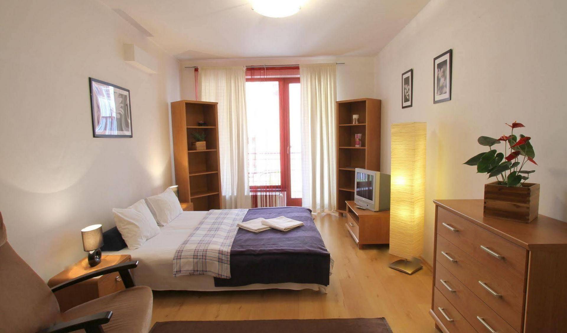 Opera Residence