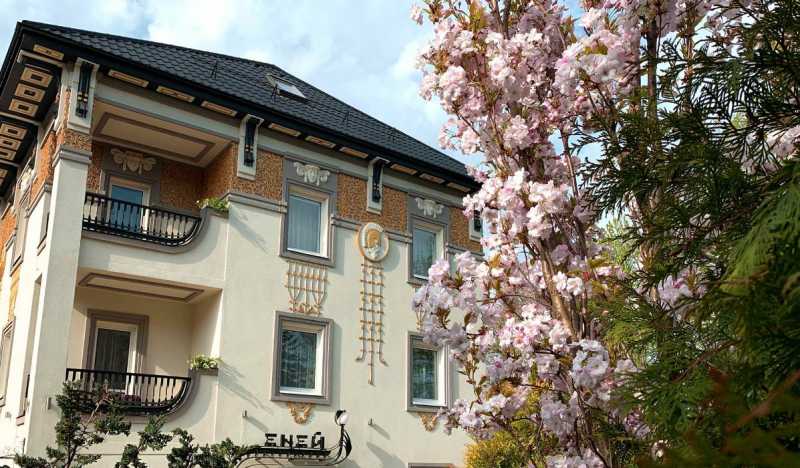 Отель «Эней»