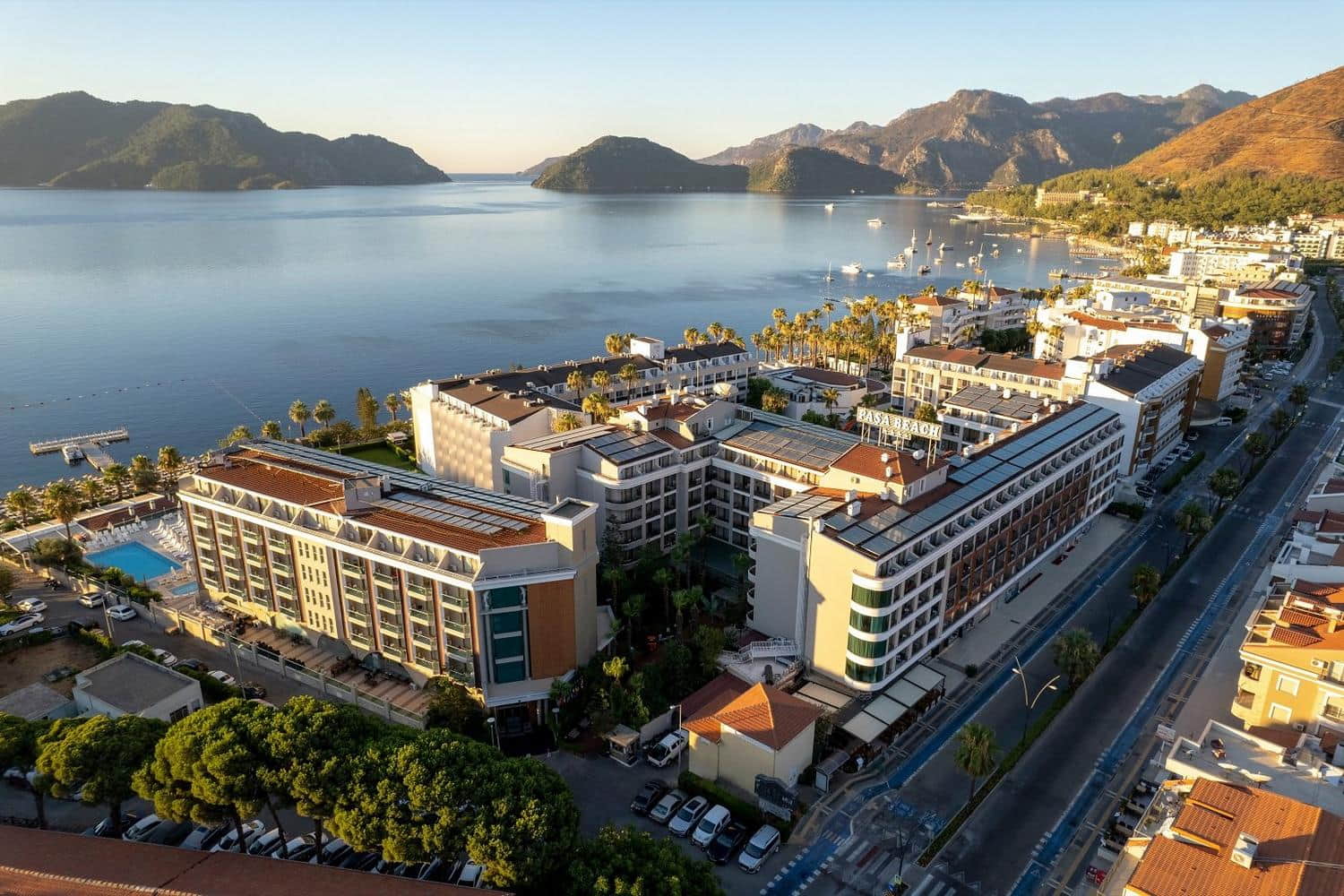 Pasa Beach Hotel фото 1