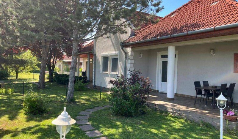 Petita Garden Apartman