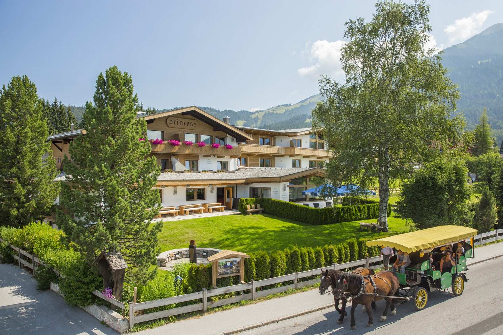 Oasis Princess Bergfrieden