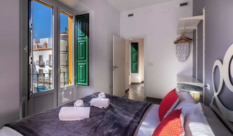 Reservaloen Terrazas de la Catedral