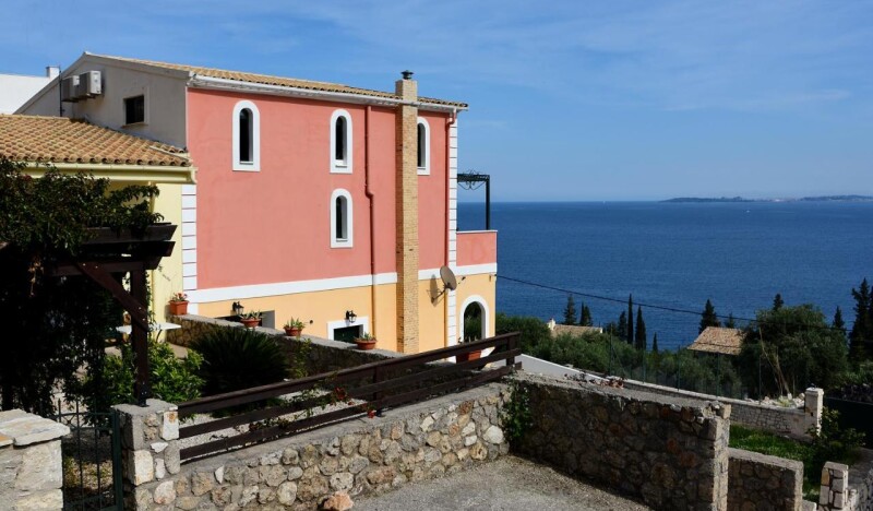 Sarakinos Apartments