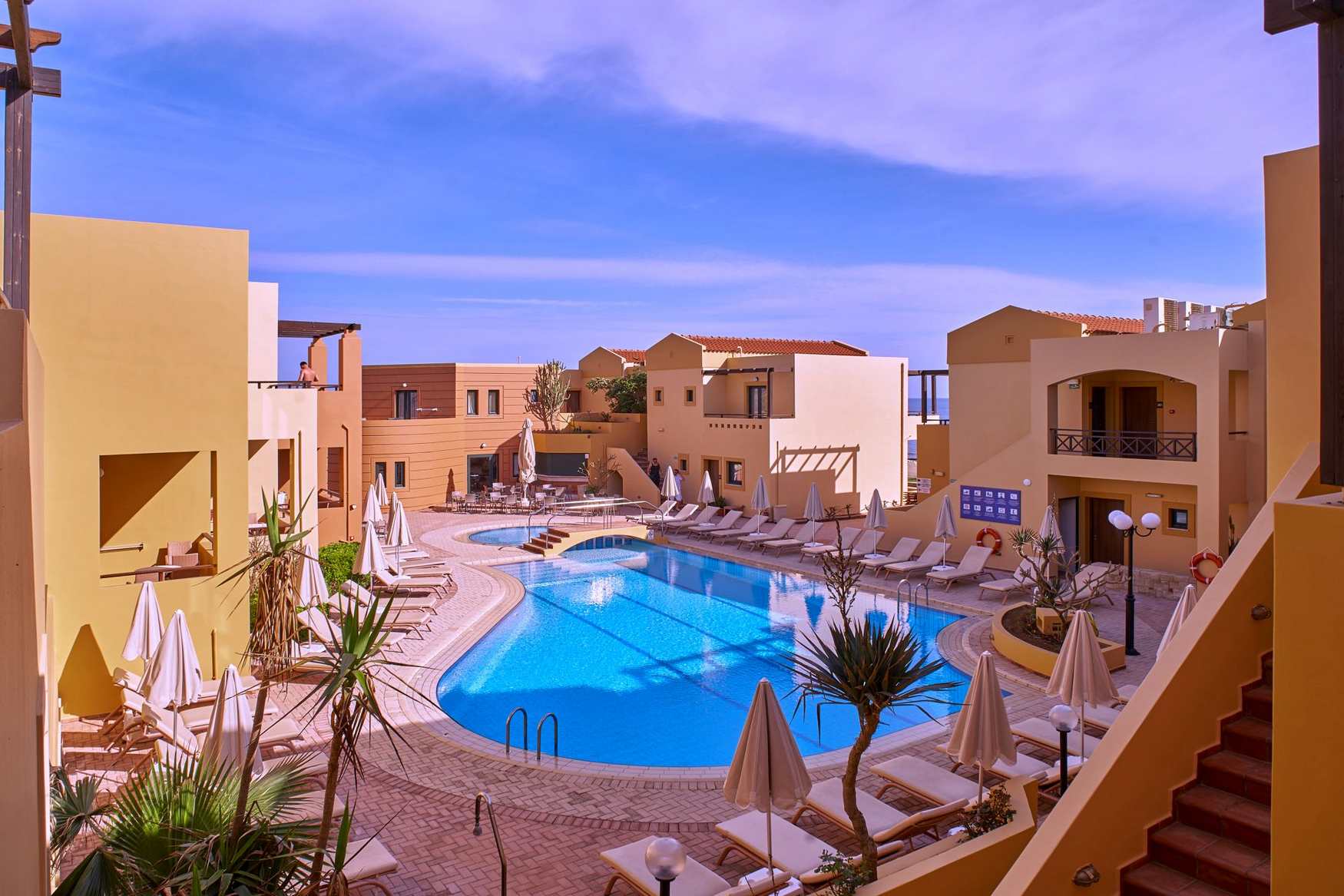 Silver Beach Hotel & Apartments