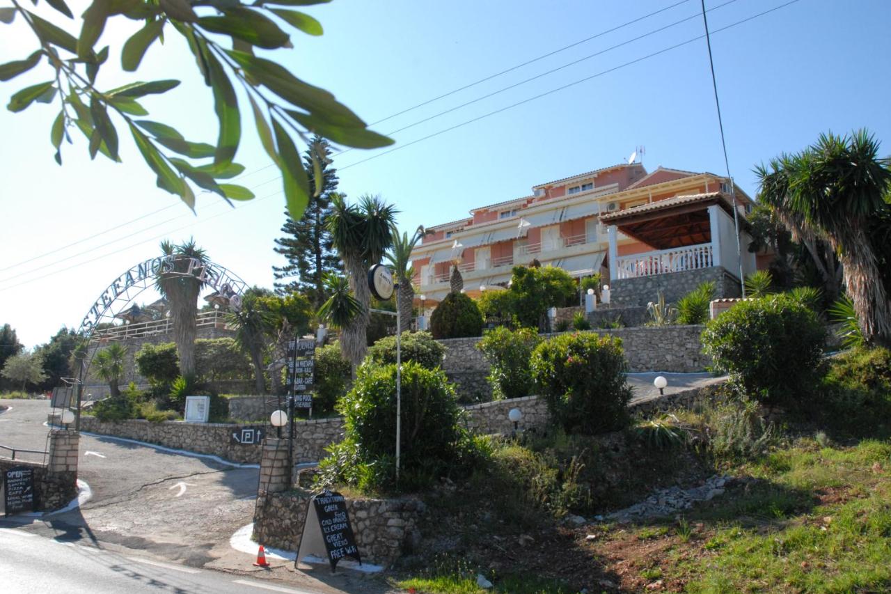 Stefanos place ApartHotel Sea View фото 1