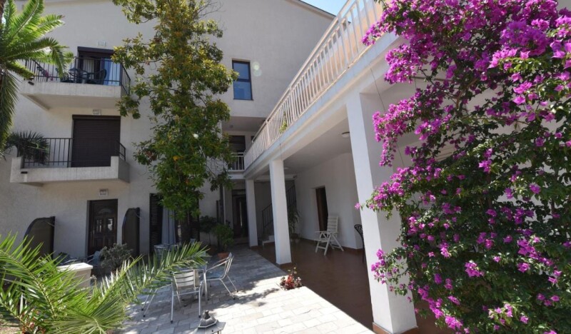 Studio Apartments 6 Palmi