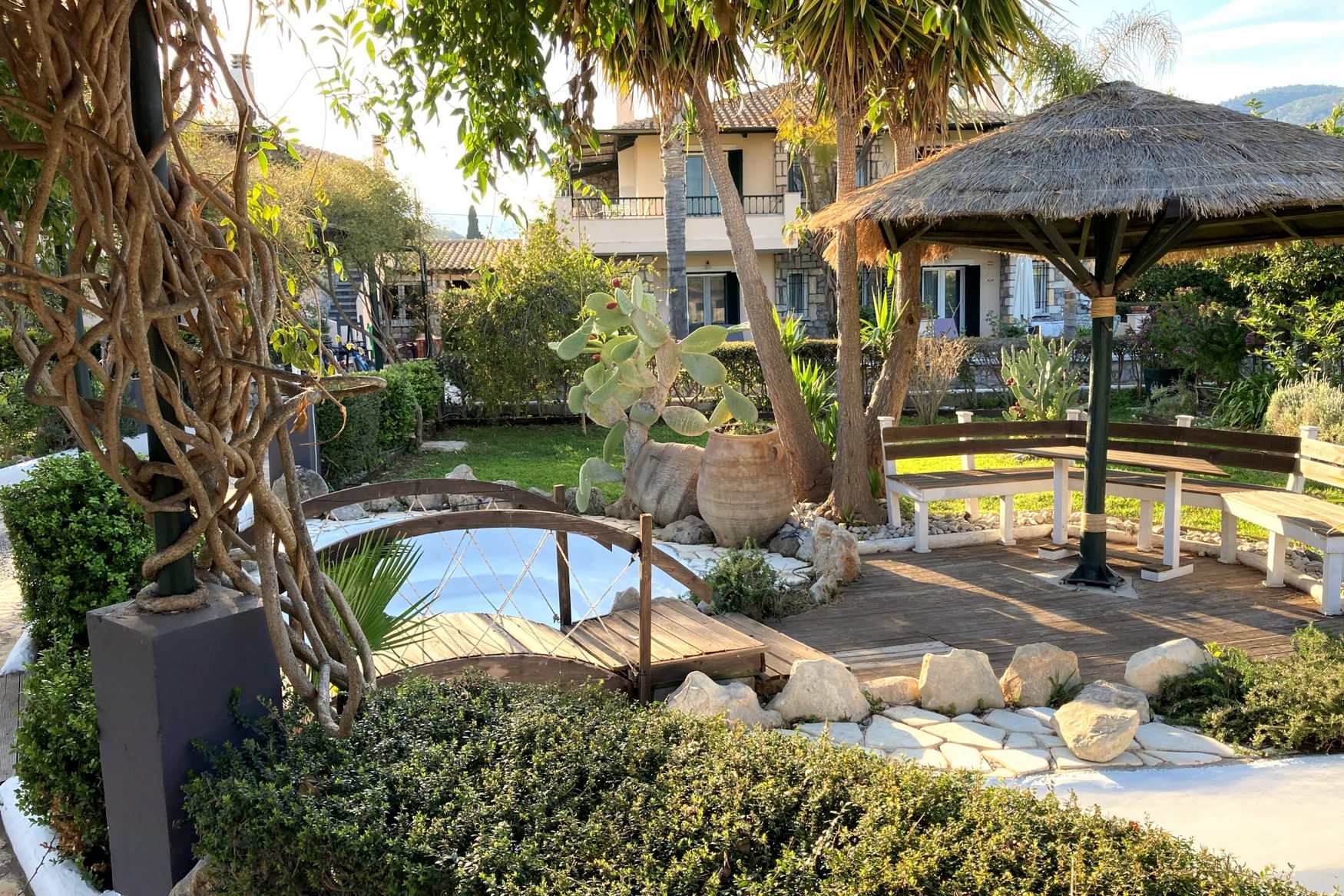 Sunny Garden Apartments