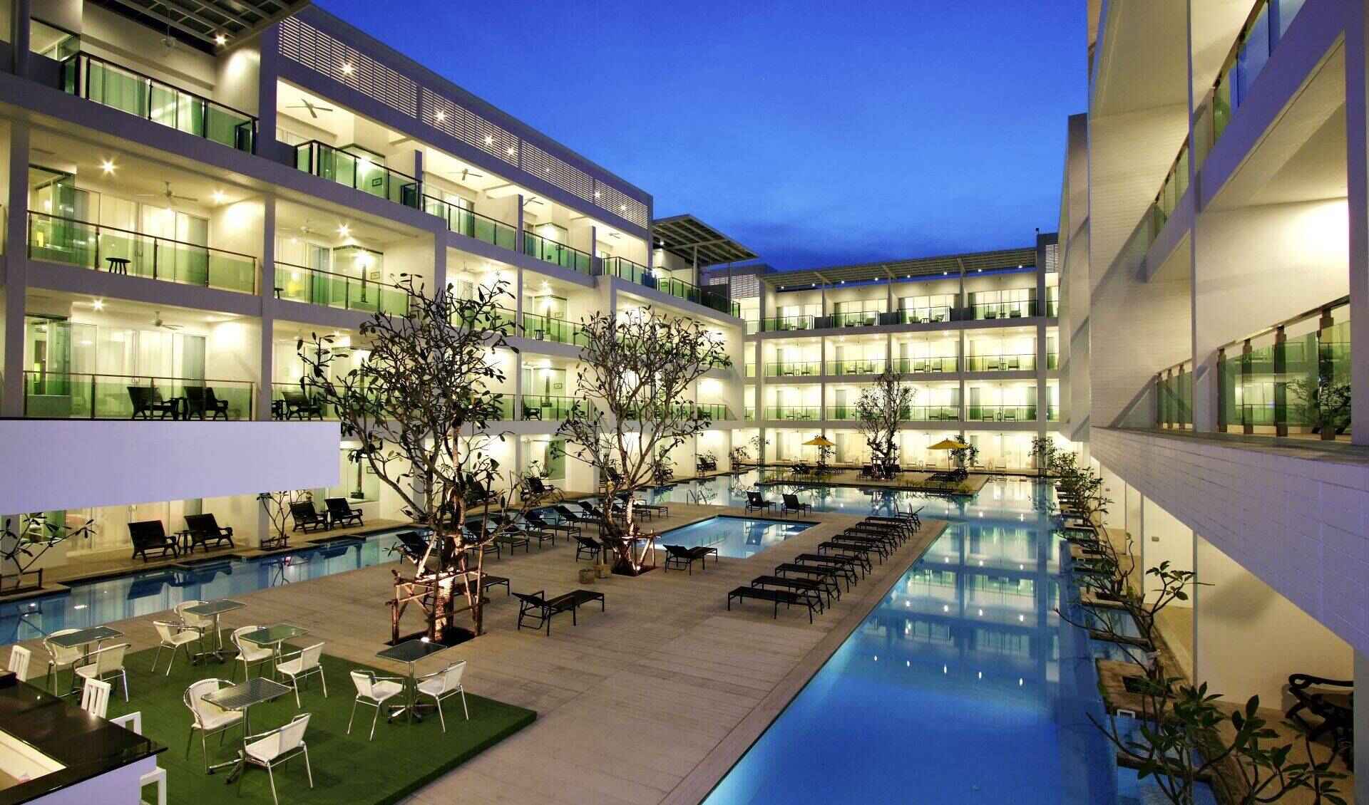 The Old Phuket Karon Beach Resort