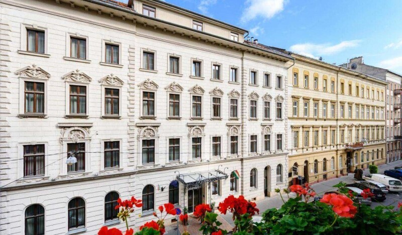 The Three Corners Hotel Bristol