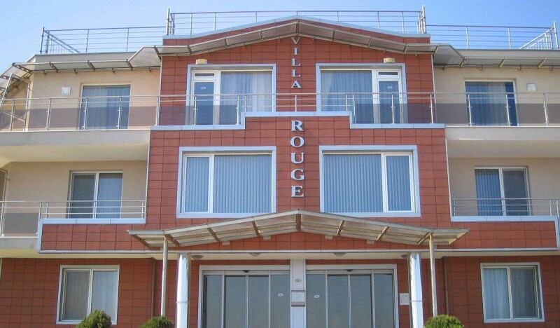 Villa Rouge Apartments