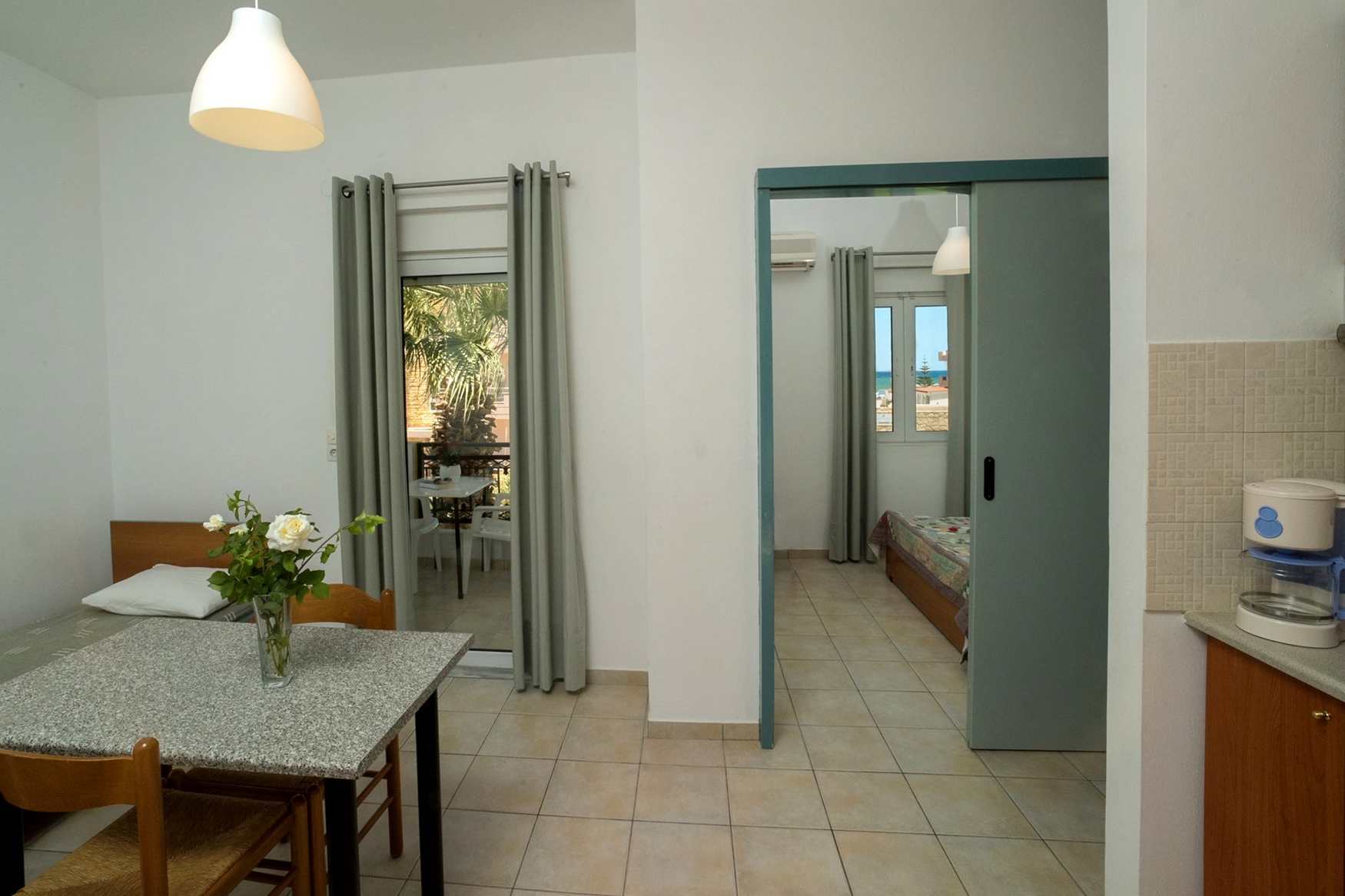 Yannis Apartments Amoudara фото 1