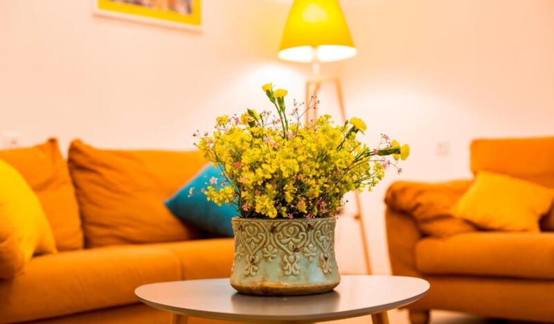 Yellow apartment in Avlabari