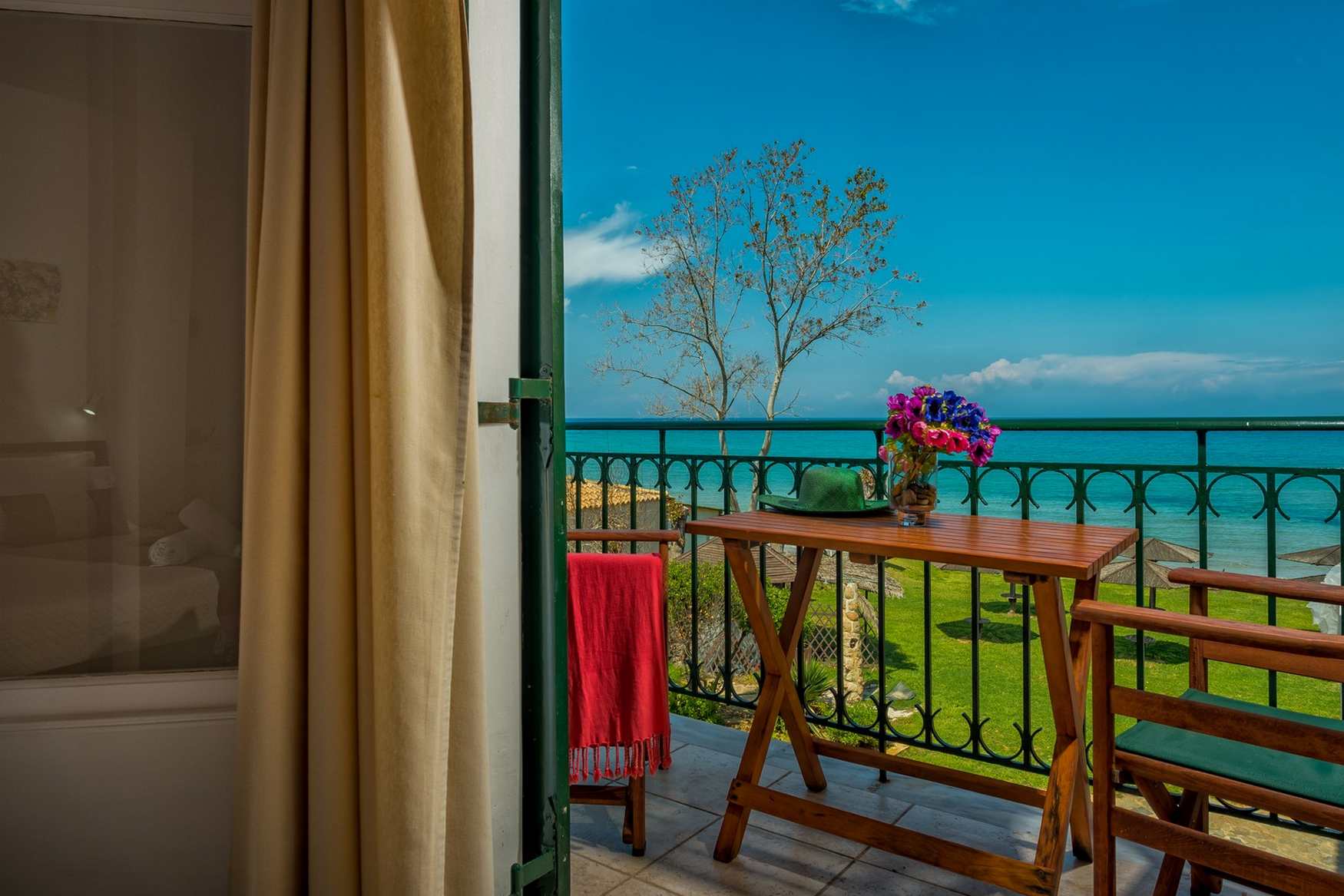 Zarkadis Beach Apartments