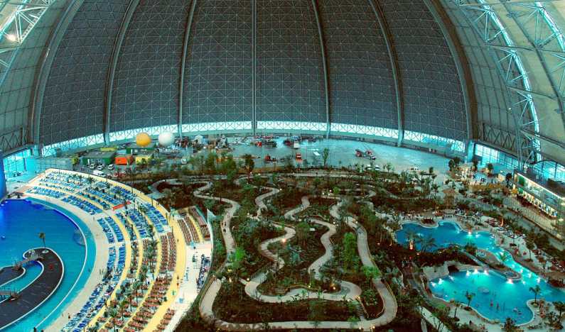 10 Best Indoor Water Parks in Europe for Families