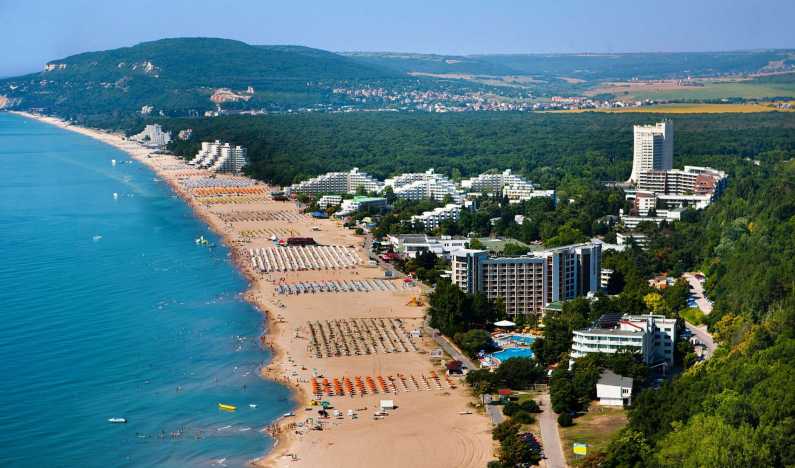 Албена в июне: встречаем лето на море