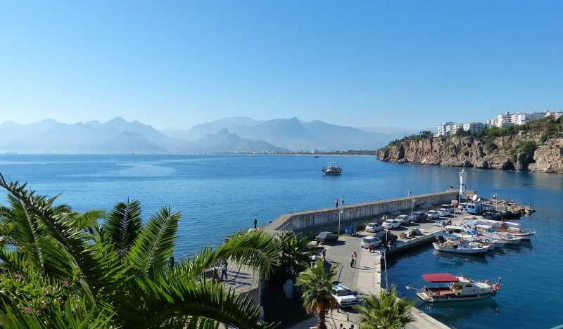 Анталья в сентябре: летнему солнцу вдогонку