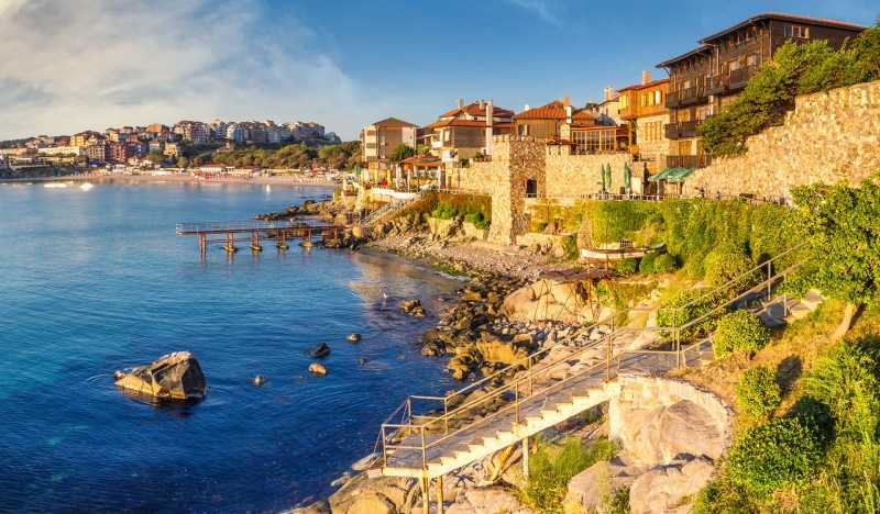 Что брать с собой в Болгарию: собираем необходимое по списку