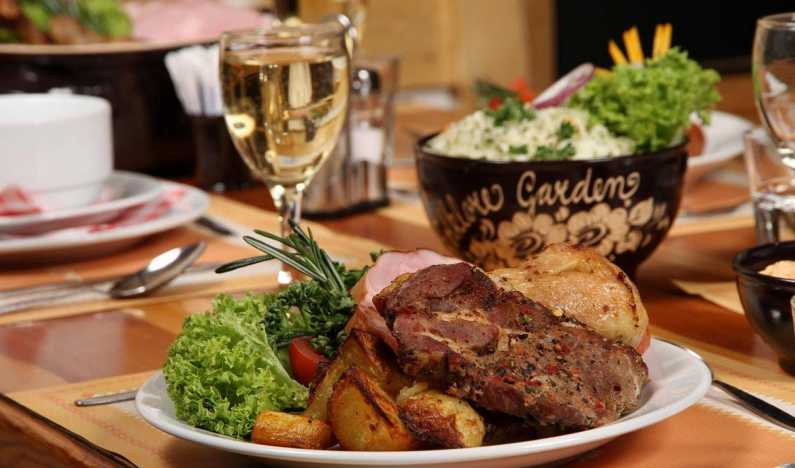 Что попробовать в Праге из еды: гастрономический путеводитель для всей семьи