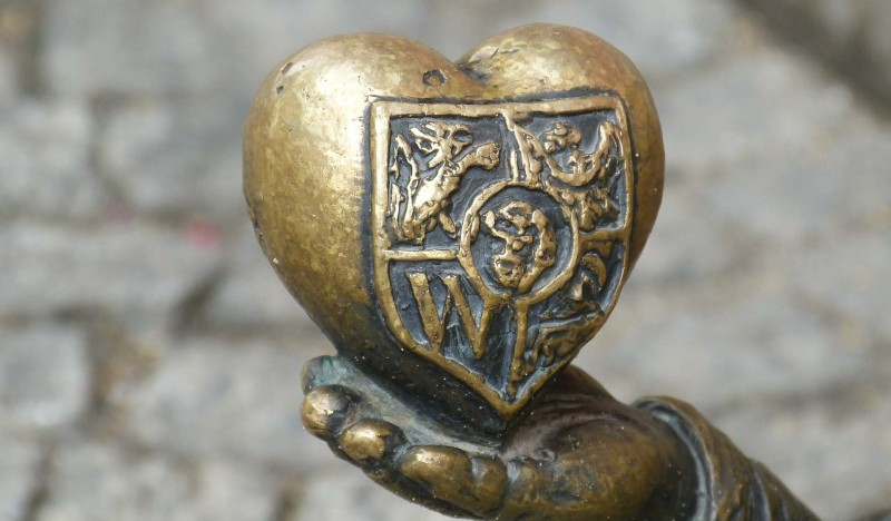 Что привезти из Вроцлава в подарок: 19 сувениров из сказочного города