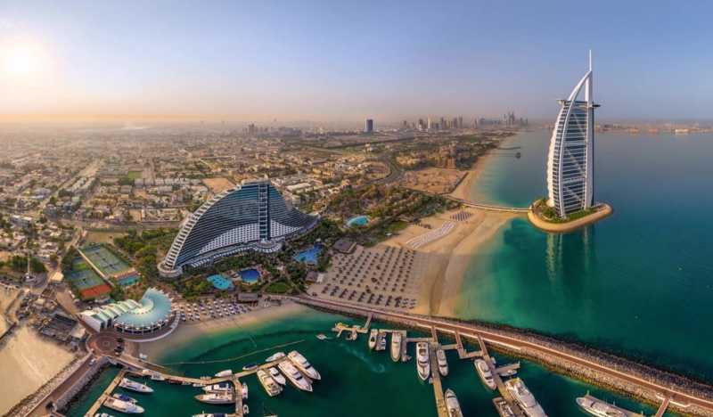 Дубай в августе: с летом не прощаемся