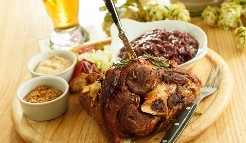 Prices in Karlovy Vary for Food in Restaurants, Cafes and Supermarkets