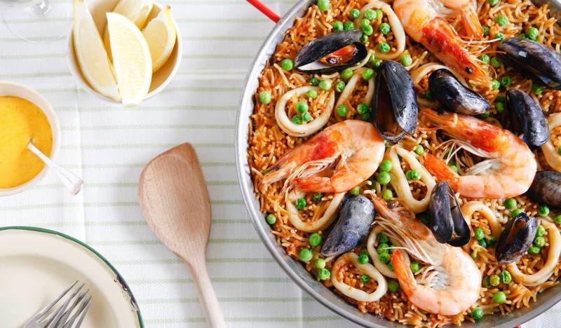 Еда в Салоу: лучшие традиционные блюда и цены на каталонском курорте