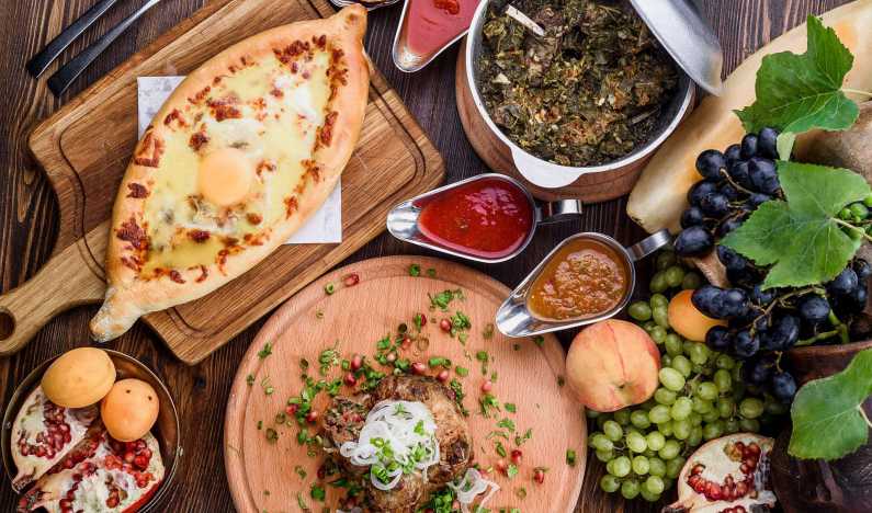 Еда в Грузии: что попробовать и сколько стоит